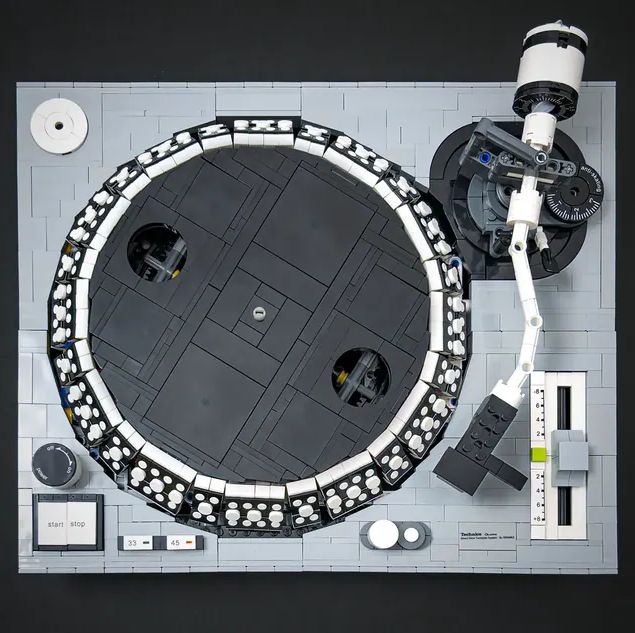 LEGO dj